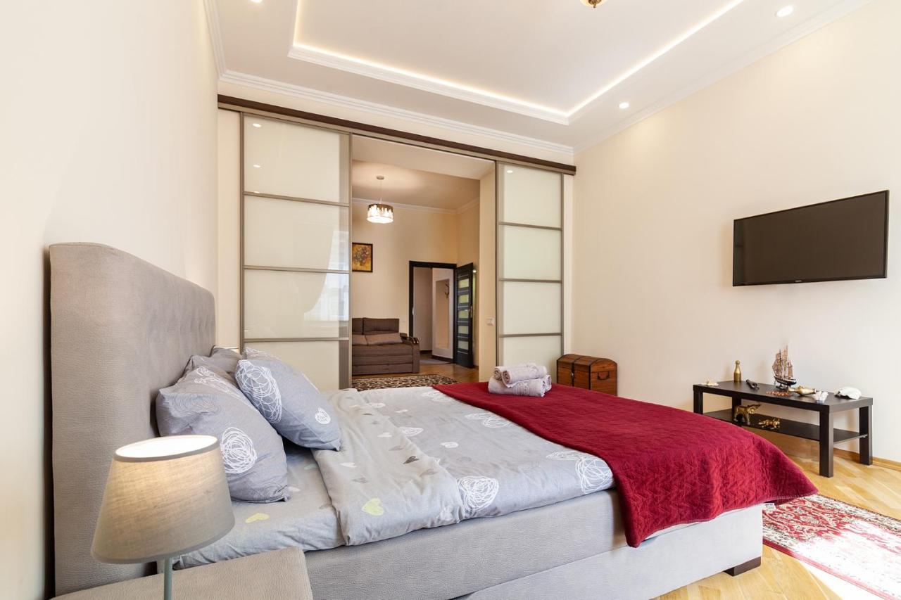 Apartment On Tamanska - Вулиця Дарії Гусяк ลวีฟ ภายนอก รูปภาพ