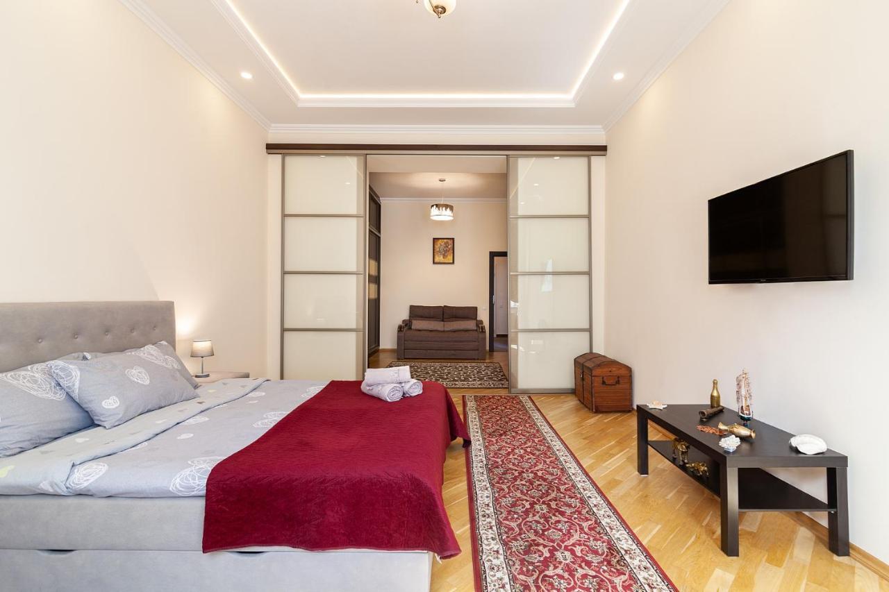 Apartment On Tamanska - Вулиця Дарії Гусяк ลวีฟ ภายนอก รูปภาพ
