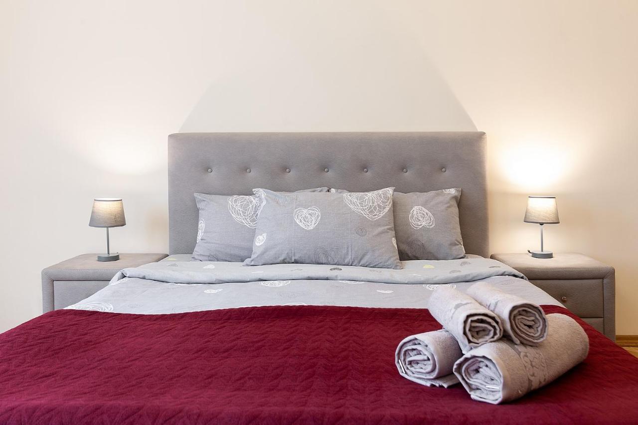 Apartment On Tamanska - Вулиця Дарії Гусяк ลวีฟ ภายนอก รูปภาพ