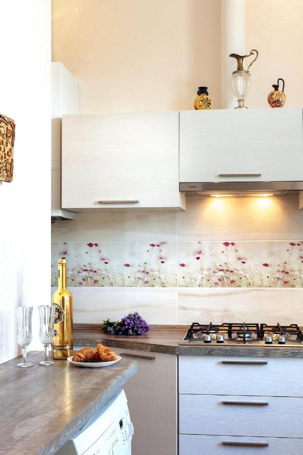 Apartment On Tamanska - Вулиця Дарії Гусяк ลวีฟ ภายนอก รูปภาพ