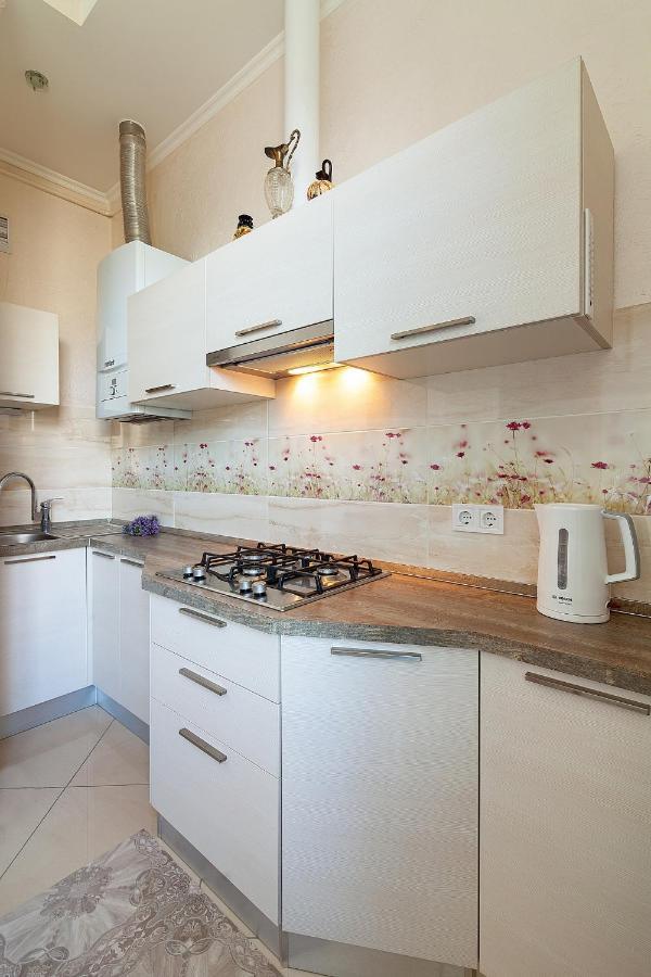 Apartment On Tamanska - Вулиця Дарії Гусяк ลวีฟ ภายนอก รูปภาพ